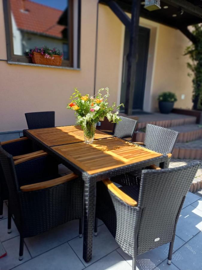 Ferienwohnung Am Park Pegau Luaran gambar
