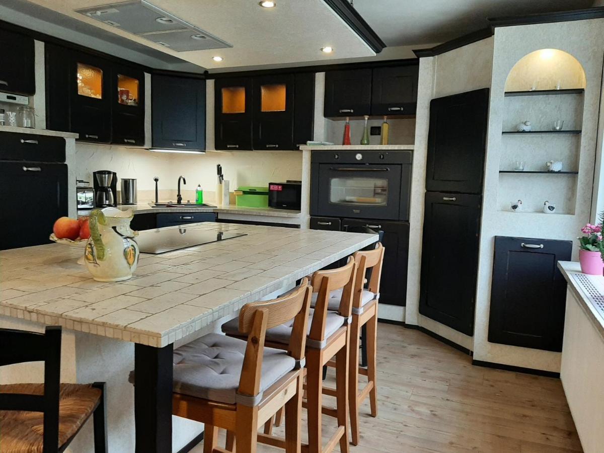 Ferienwohnung Am Park Pegau Luaran gambar