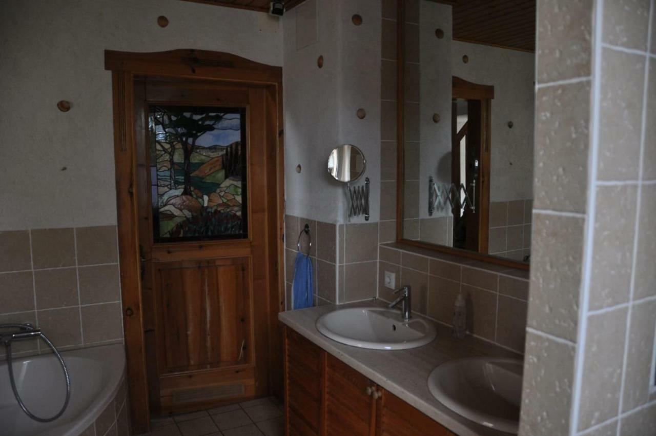 Ferienwohnung Am Park Pegau Luaran gambar