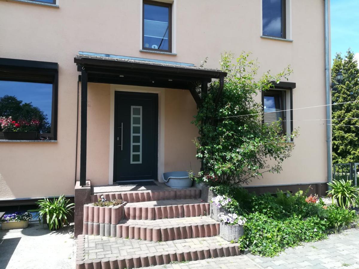 Ferienwohnung Am Park Pegau Luaran gambar